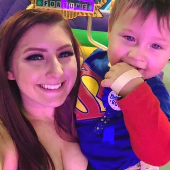 amber_ayegee